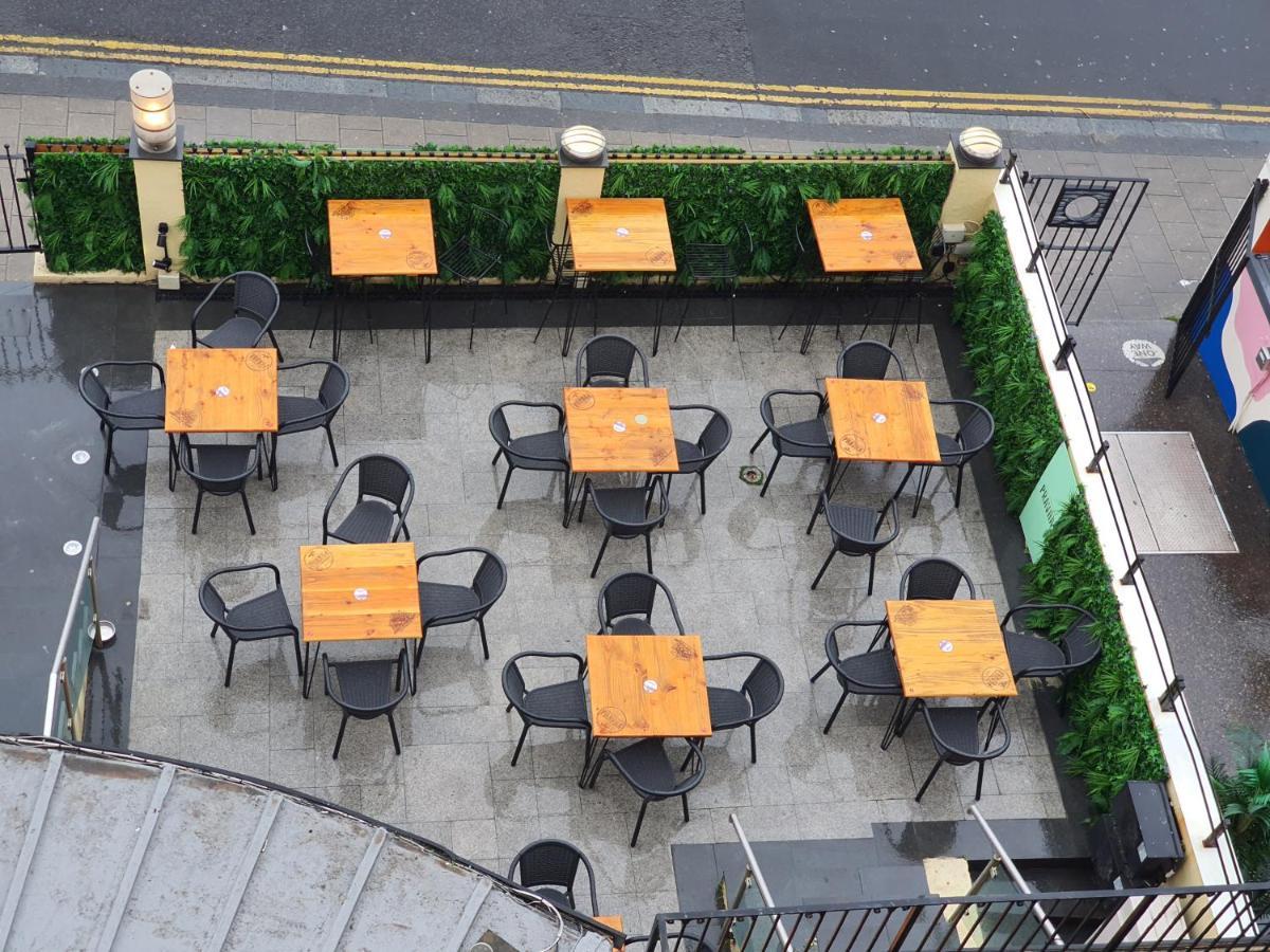 Amsterdam Hotel Brighton Seafront Exterior photo