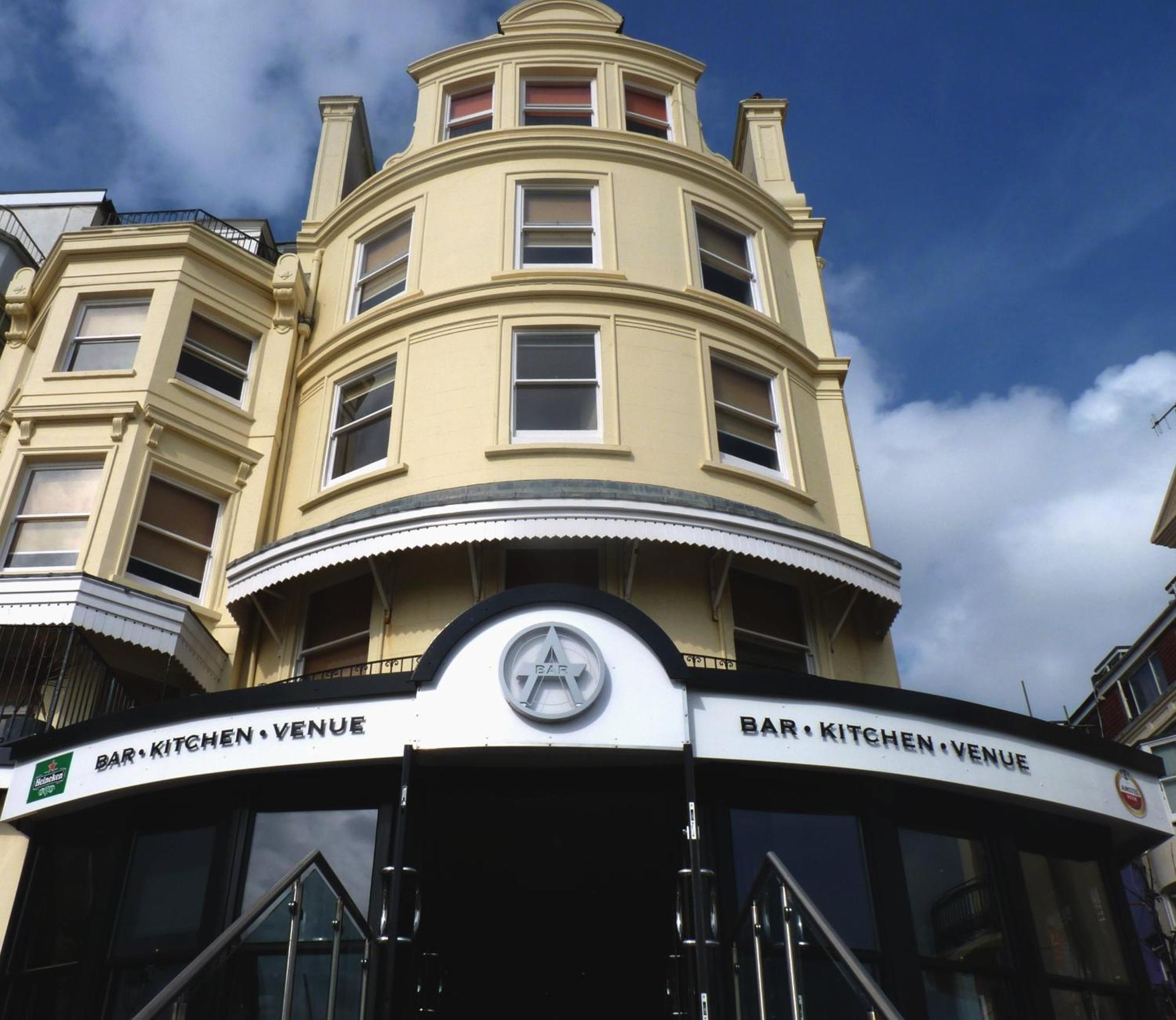 Amsterdam Hotel Brighton Seafront Exterior photo